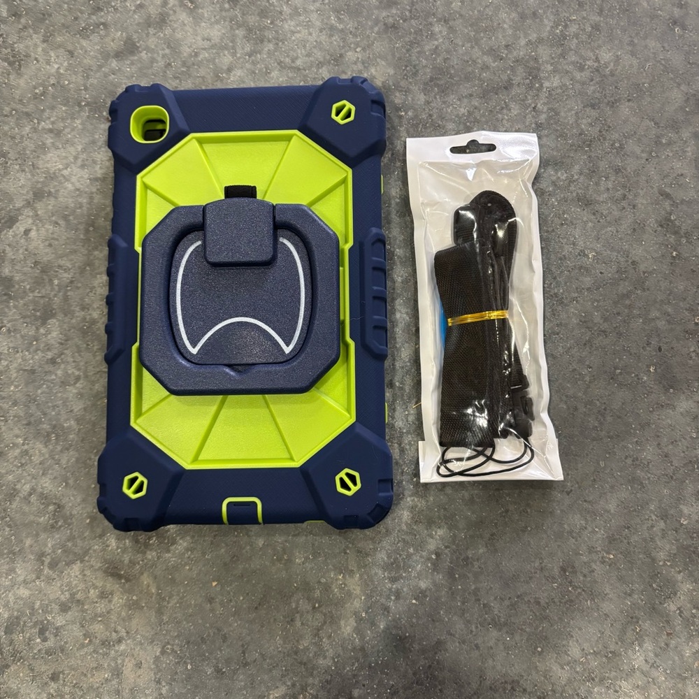 Slyueeo case for Galaxy Tablet A7 lite 8.7 inches Navy and Green New Never Used